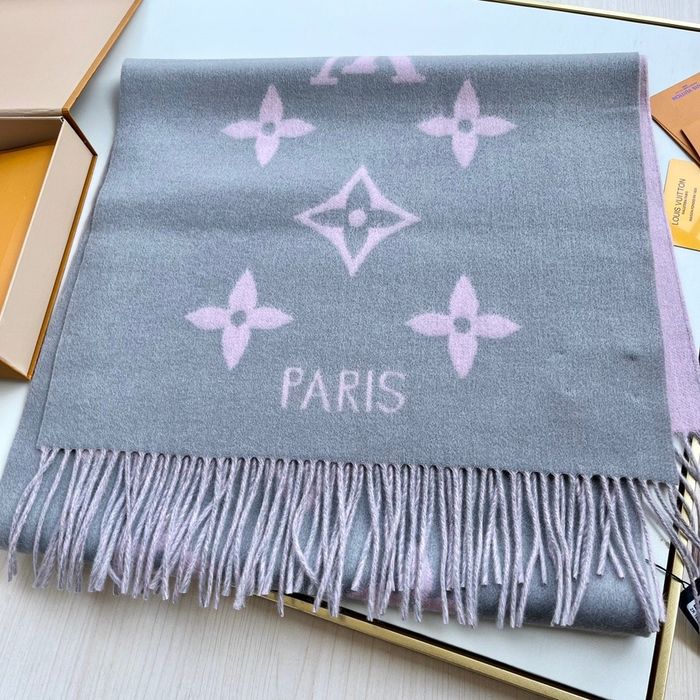 Louis Vuitton Scarf LV00047